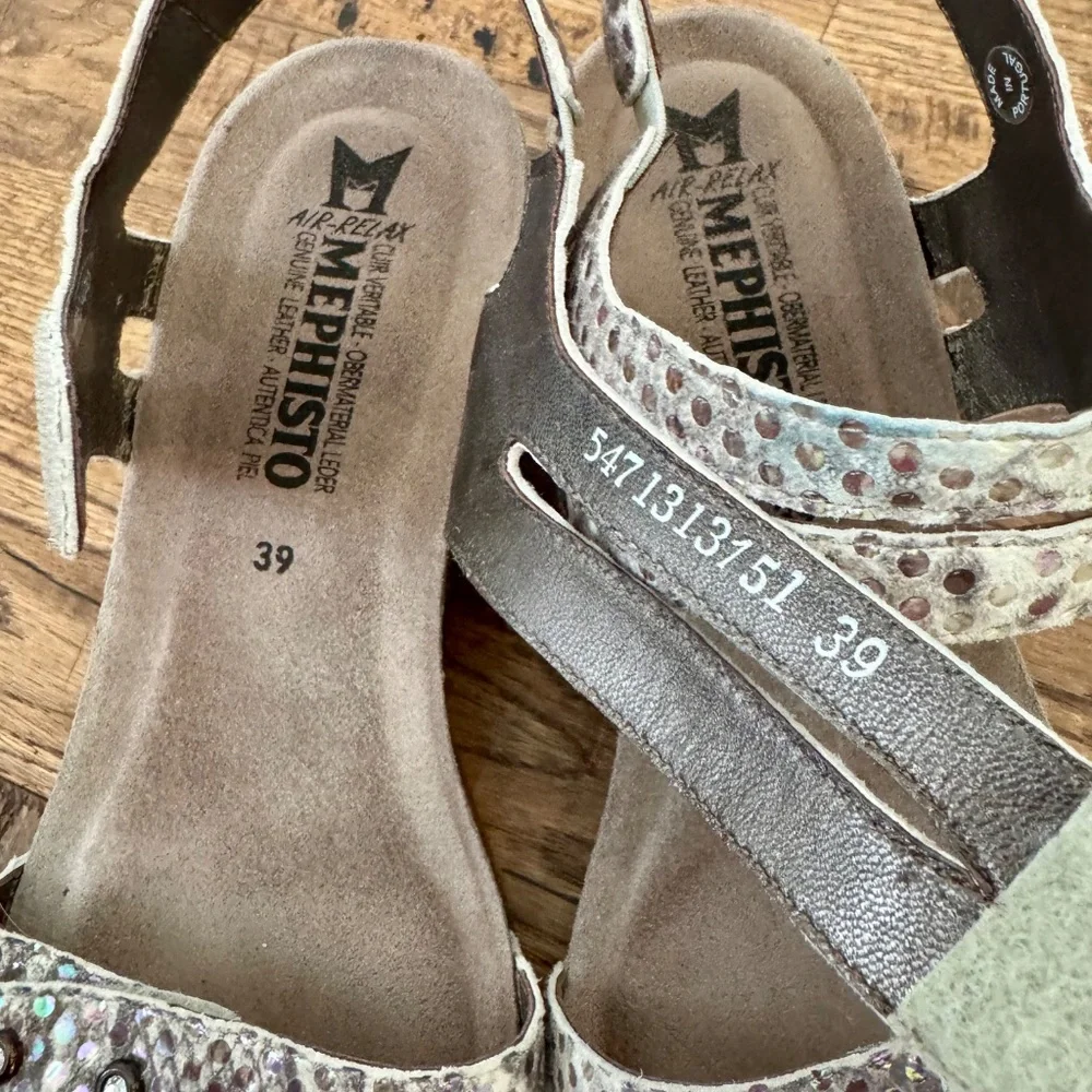 Mephisto Minoa Iridescent Snake Leather Wedge Sandal Women's Size 39‎ 9